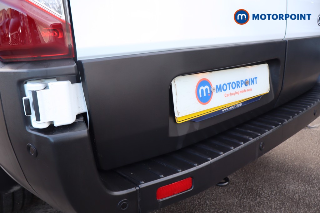 Ford Transit Limited Automatic Diesel Medium Roof Van - Stock Number (1608655) - 38th supplementary image