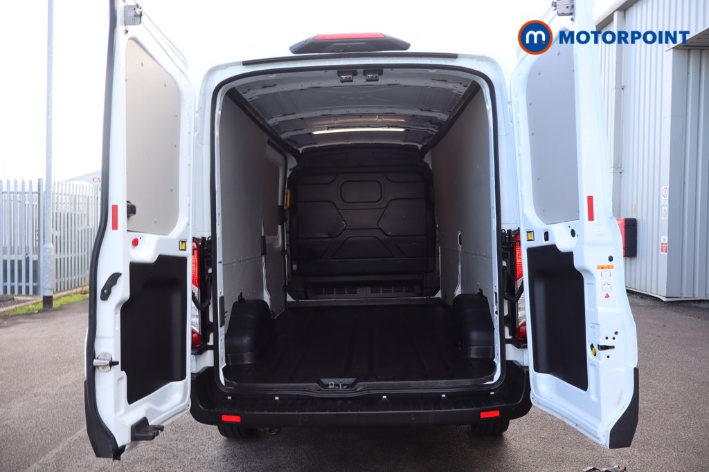 Ford Transit Limited Automatic Diesel Medium Roof Van - Stock Number (1608655) - 40th supplementary image