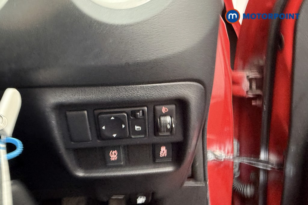 Nissan Juke Acenta Manual Petrol SUV - Stock Number (1612307) - 19th supplementary image