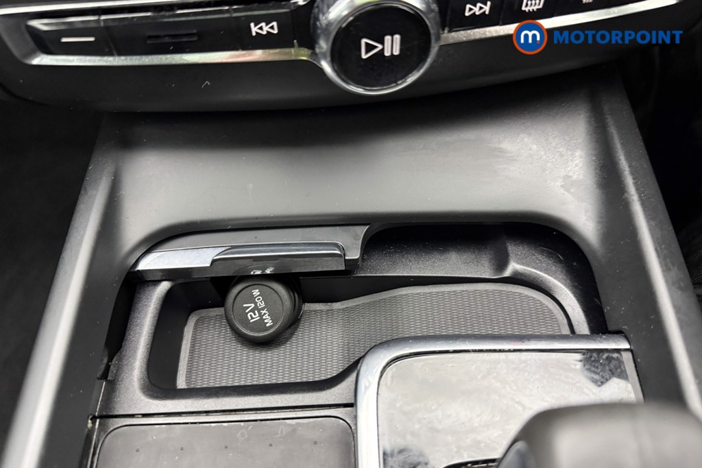 Volvo Xc60 Inscription Expression Automatic Petrol Plug-In Hybrid SUV - Stock Number (1612735) - 13th supplementary image
