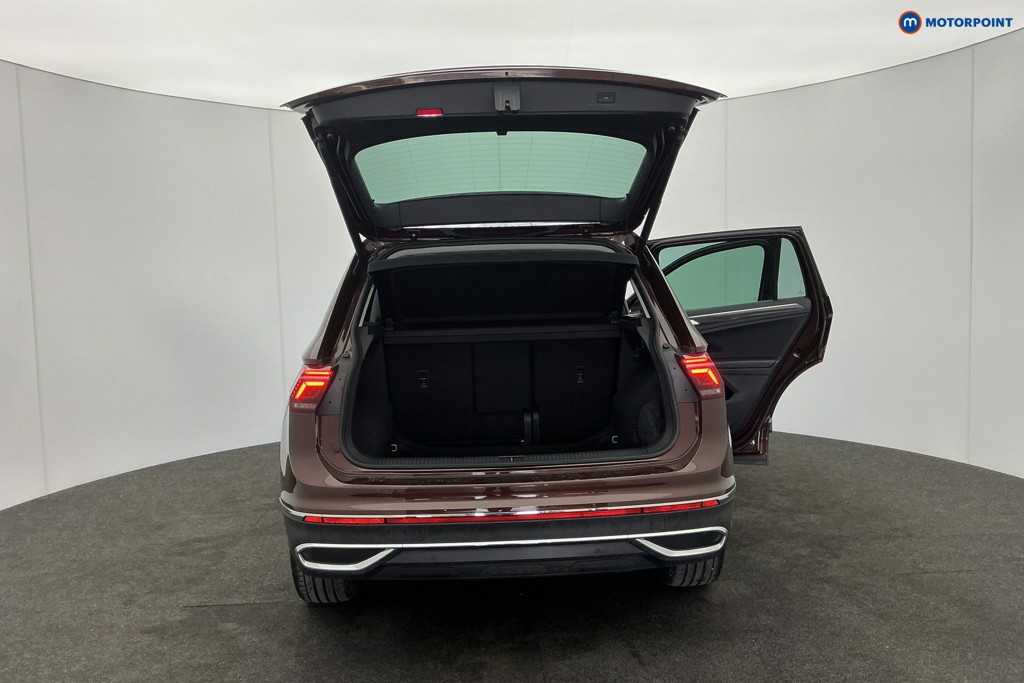 Volkswagen Tiguan Elegance Automatic Petrol SUV - Stock Number (1613716) - 4th supplementary image