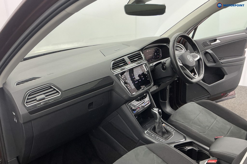 Volkswagen Tiguan Elegance Automatic Petrol SUV - Stock Number (1613716) - 10th supplementary image