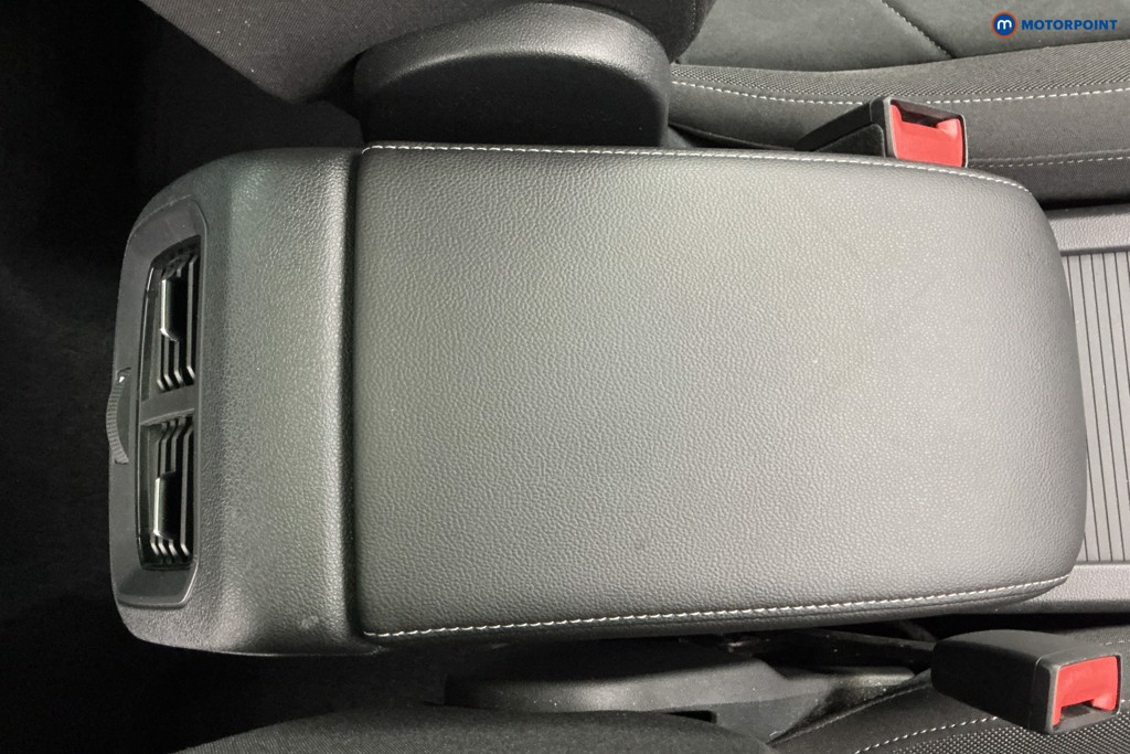 Volkswagen Tiguan Elegance Automatic Petrol SUV - Stock Number (1613716) - 18th supplementary image