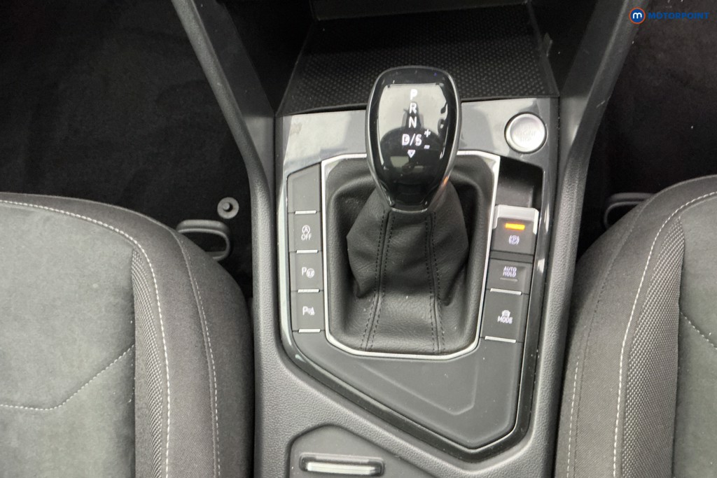 Volkswagen Tiguan Elegance Automatic Petrol SUV - Stock Number (1613716) - 21st supplementary image
