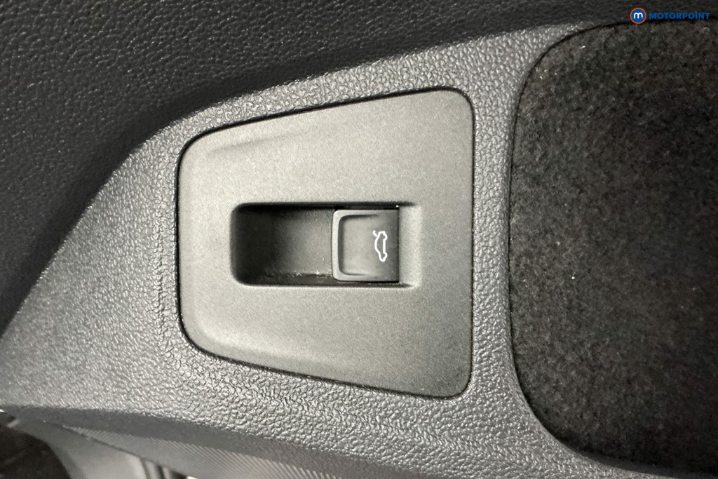 Volkswagen Tiguan Elegance Automatic Petrol SUV - Stock Number (1613716) - 31st supplementary image