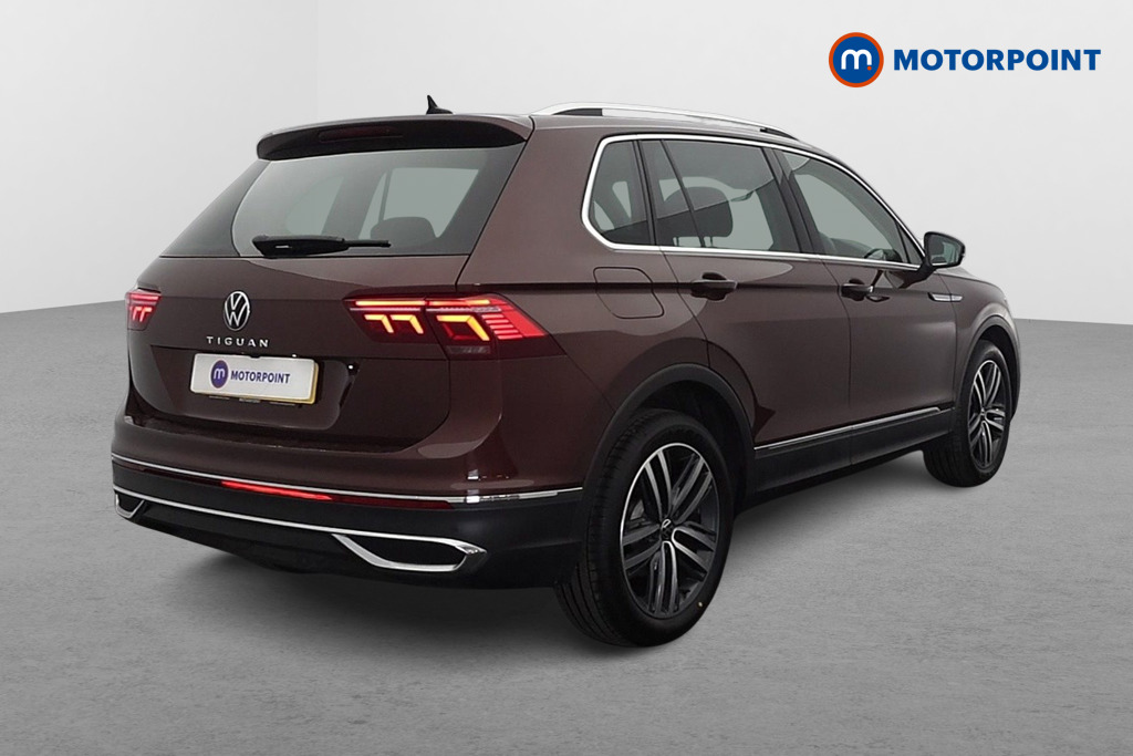 Volkswagen Tiguan Elegance Automatic Petrol SUV - Stock Number (1613716) - Drivers side rear corner