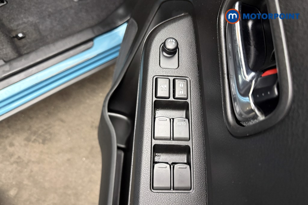 Suzuki Ignis SZ5 Manual Petrol SUV - Stock Number (1615824) - 23rd supplementary image