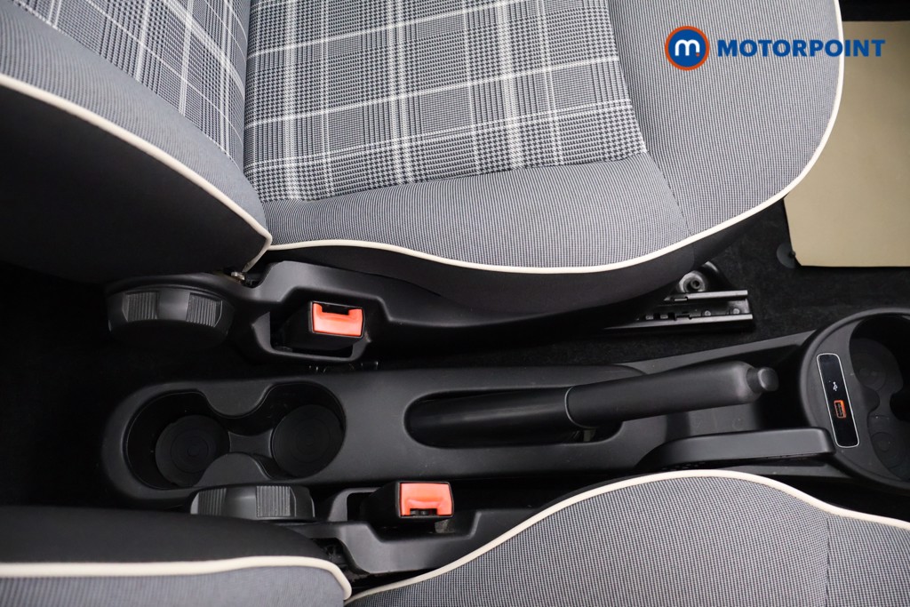 Fiat 500 Lounge Manual Petrol Hatchback - Stock Number (1615987) - 18th supplementary image