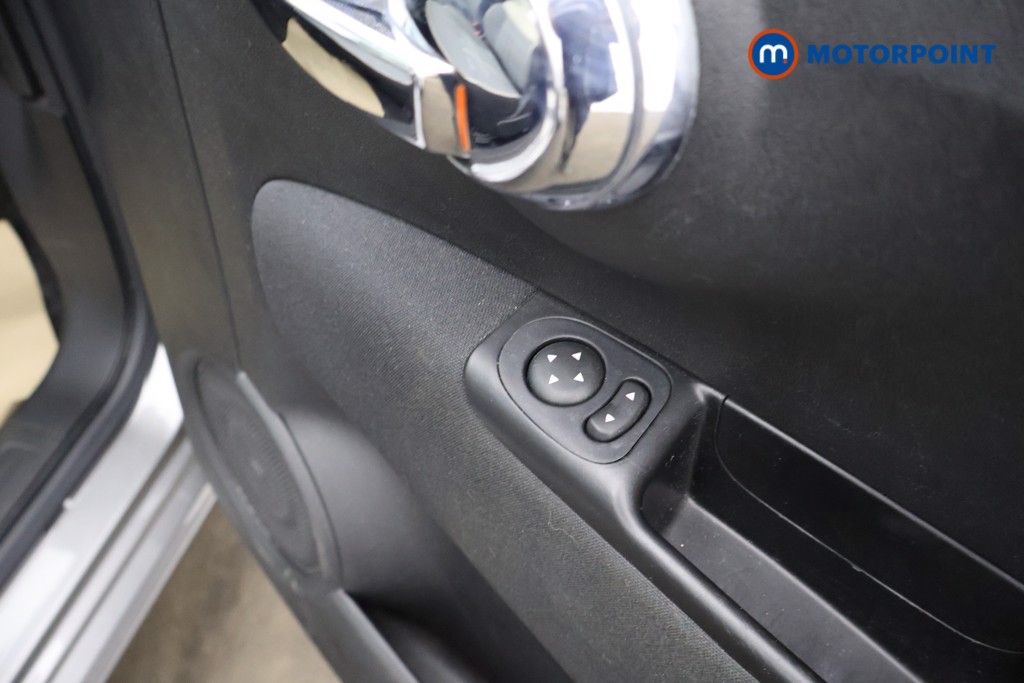 Fiat 500 Lounge Manual Petrol Hatchback - Stock Number (1615987) - 20th supplementary image