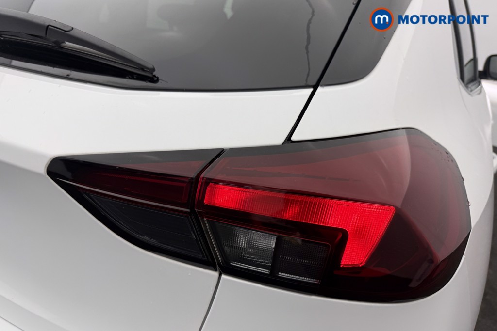 Vauxhall Corsa Elite Edition Manual Petrol Hatchback - Stock Number (1616103) - 16th supplementary image