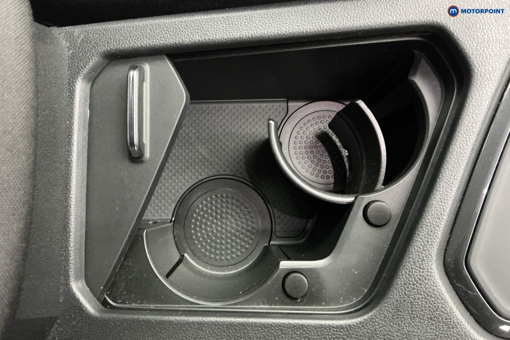 Volkswagen Tiguan Life Automatic Petrol SUV - Stock Number (1616320) - 19th supplementary image