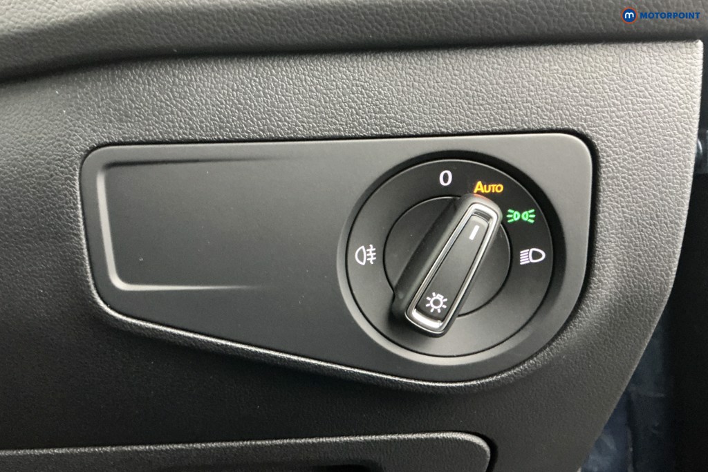 Volkswagen Tiguan Life Automatic Petrol SUV - Stock Number (1616320) - 25th supplementary image