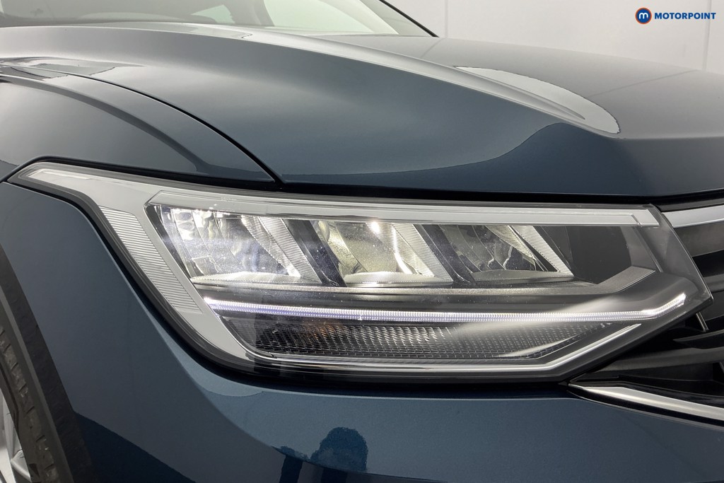 Volkswagen Tiguan Life Automatic Petrol SUV - Stock Number (1616320) - 31st supplementary image