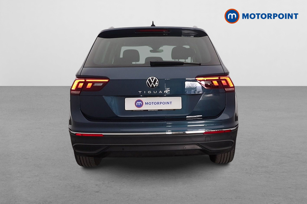 Volkswagen Tiguan Life Automatic Petrol SUV - Stock Number (1616320) - Rear bumper