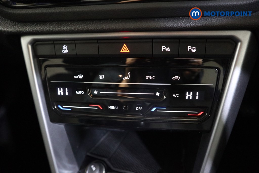 Volkswagen T-Roc Life Manual Petrol SUV - Stock Number (1616539) - 7th supplementary image