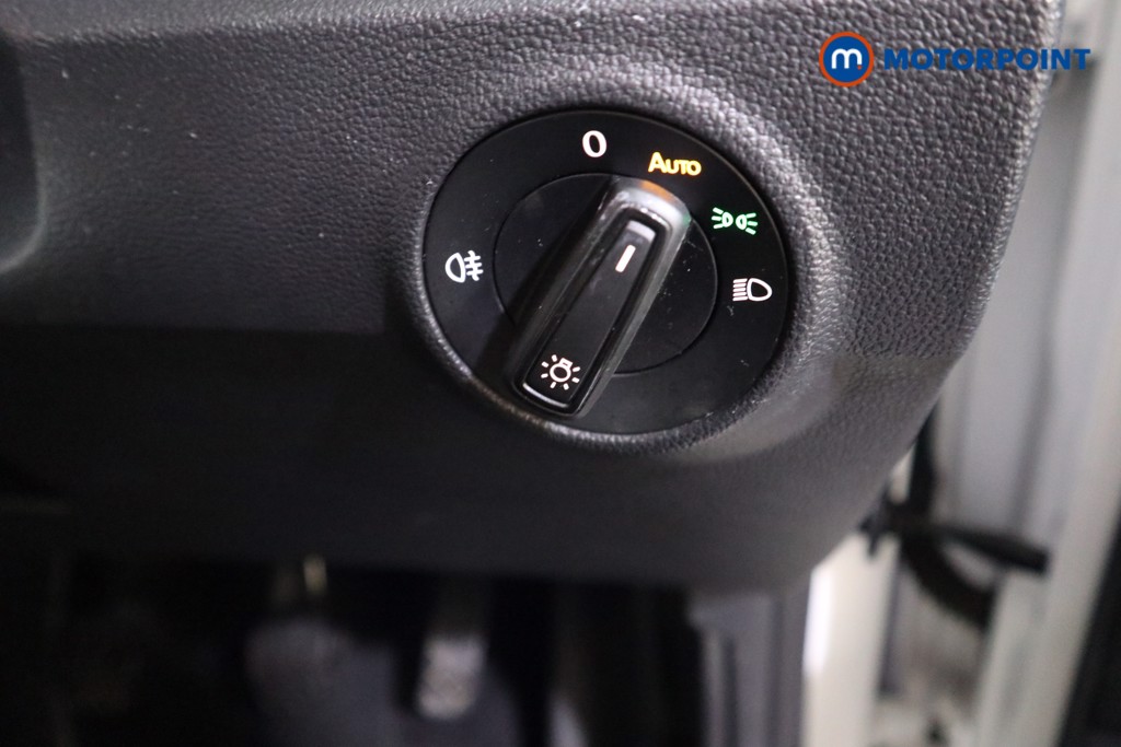 Volkswagen T-Roc Life Manual Petrol SUV - Stock Number (1616539) - 12th supplementary image