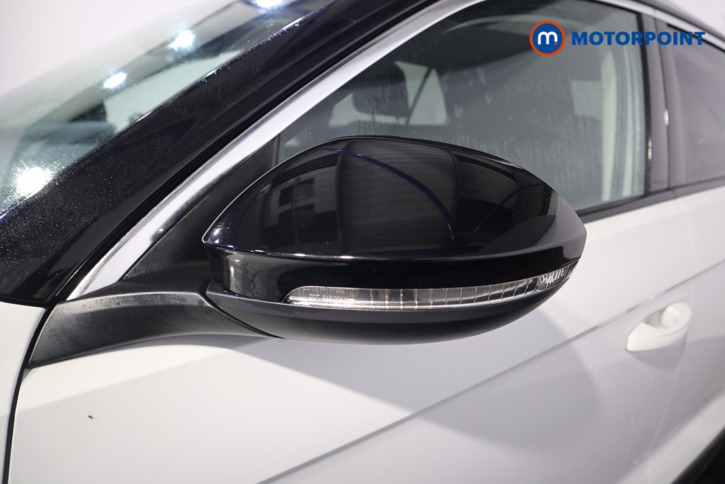 Volkswagen T-Roc Life Manual Petrol SUV - Stock Number (1616539) - 33rd supplementary image