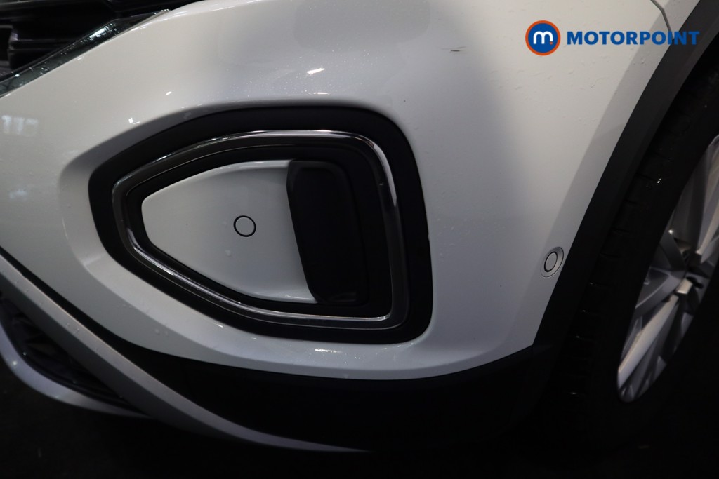 Volkswagen T-Roc Life Manual Petrol SUV - Stock Number (1616539) - 34th supplementary image