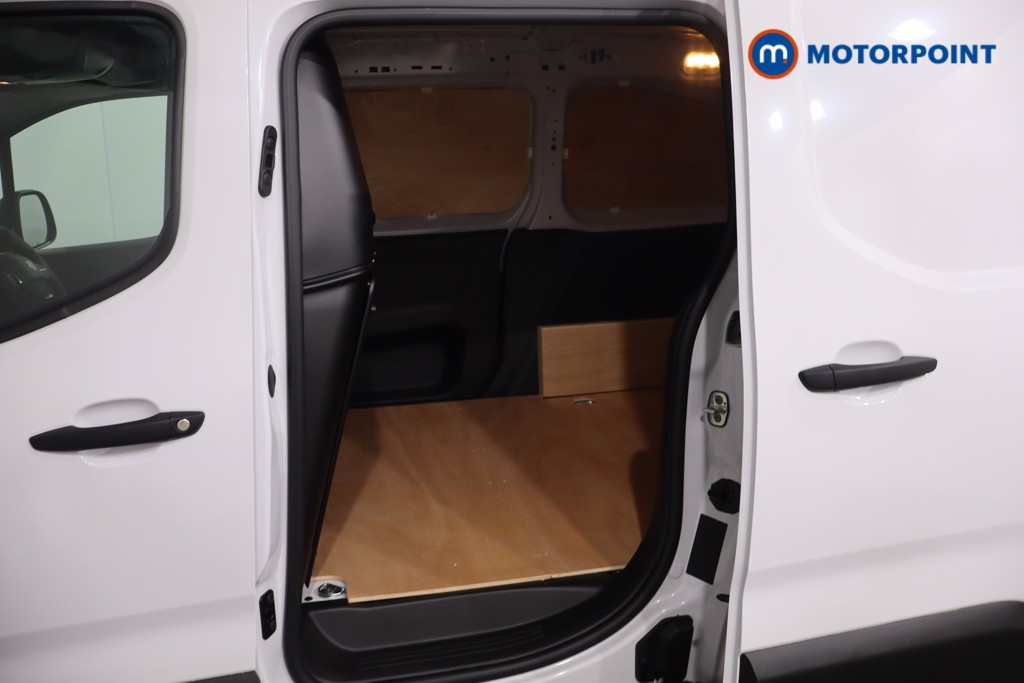 Peugeot Partner Professional Plus Manual Diesel Panel Van - Stock Number (1616549) - 5th supplementary image