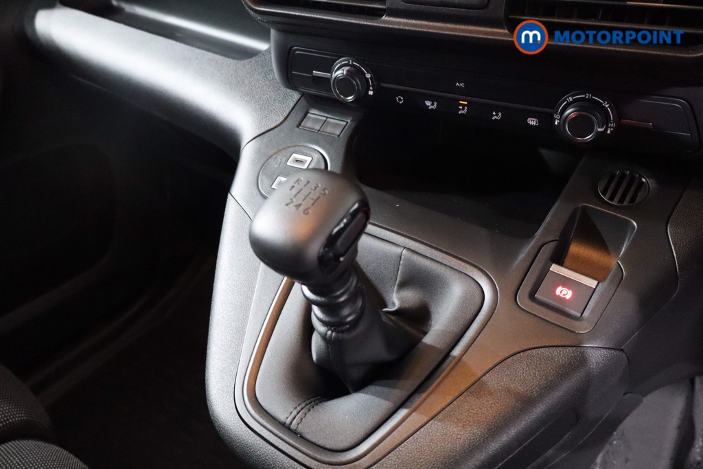 Peugeot Partner Professional Plus Manual Diesel Panel Van - Stock Number (1616549) - 18th supplementary image