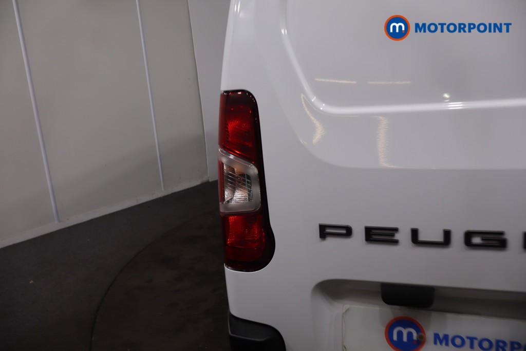 Peugeot Partner Professional Plus Manual Diesel Panel Van - Stock Number (1616549) - 35th supplementary image