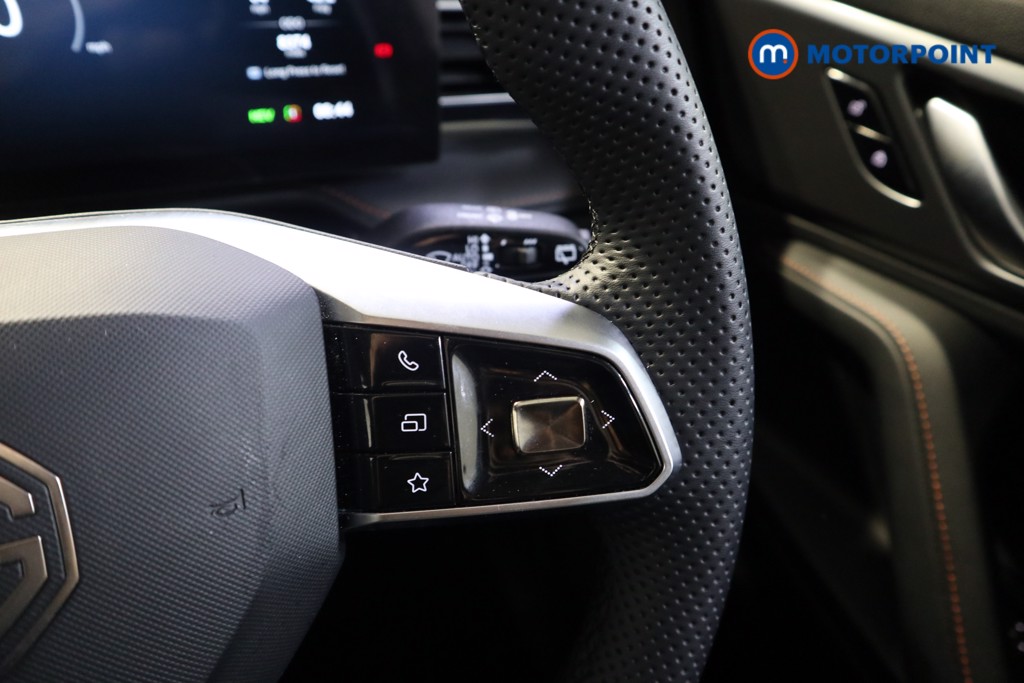 Mg Motor Uk HS SE Automatic Petrol-Electric Hybrid SUV - Stock Number (1616647) - 4th supplementary image