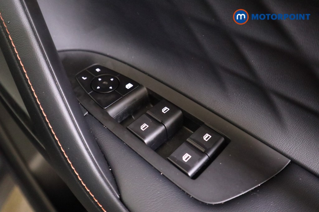 Mg Motor Uk HS SE Automatic Petrol-Electric Hybrid SUV - Stock Number (1616647) - 13th supplementary image