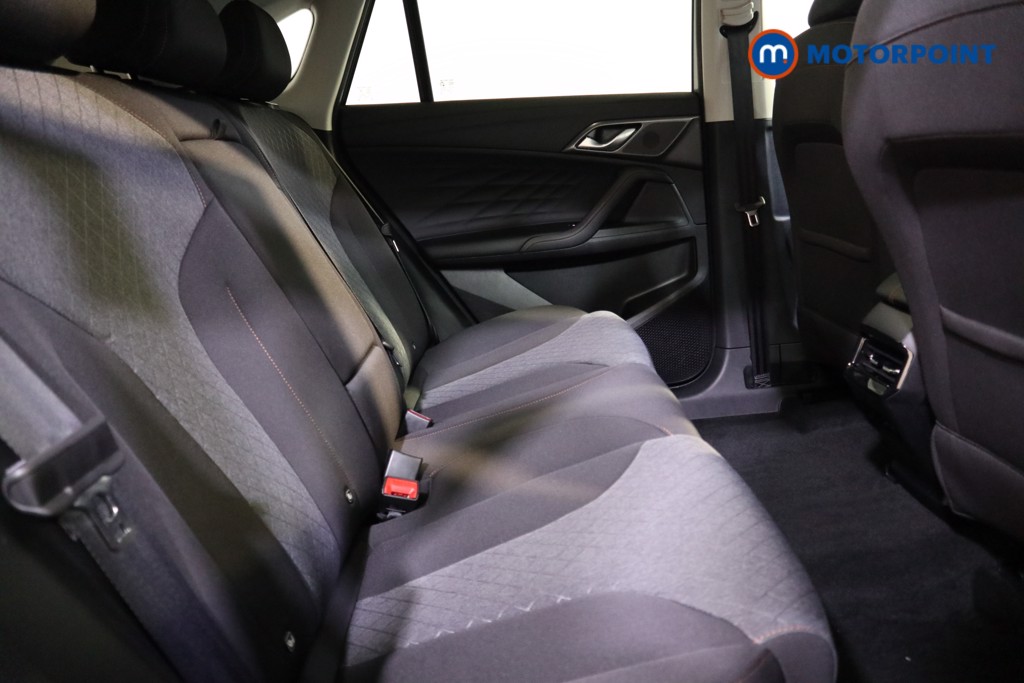 Mg Motor Uk HS SE Automatic Petrol-Electric Hybrid SUV - Stock Number (1616647) - 16th supplementary image