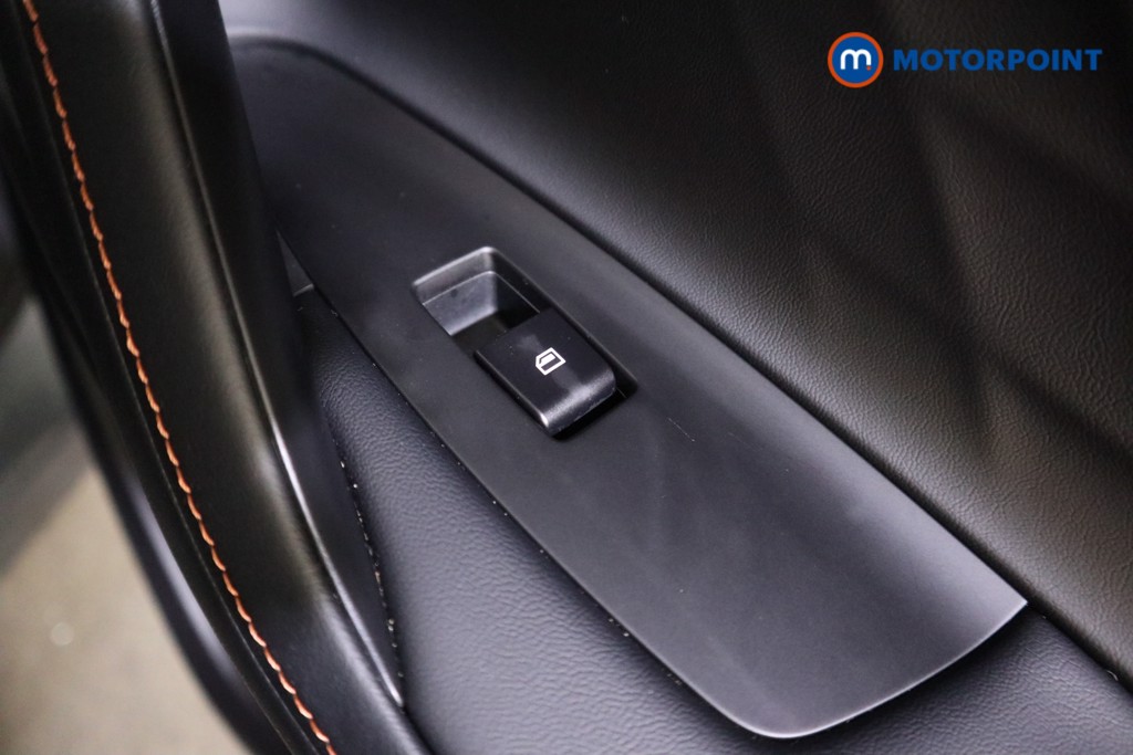 Mg Motor Uk HS SE Automatic Petrol-Electric Hybrid SUV - Stock Number (1616647) - 19th supplementary image