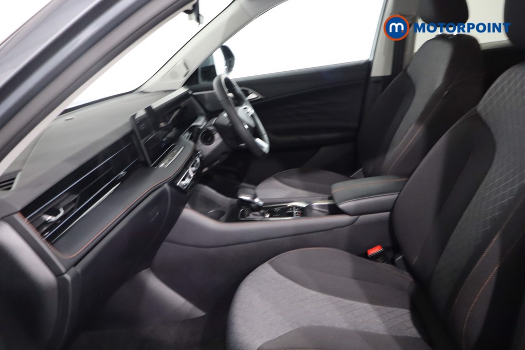 Mg Motor Uk HS SE Automatic Petrol-Electric Hybrid SUV - Stock Number (1616672) - 4th supplementary image