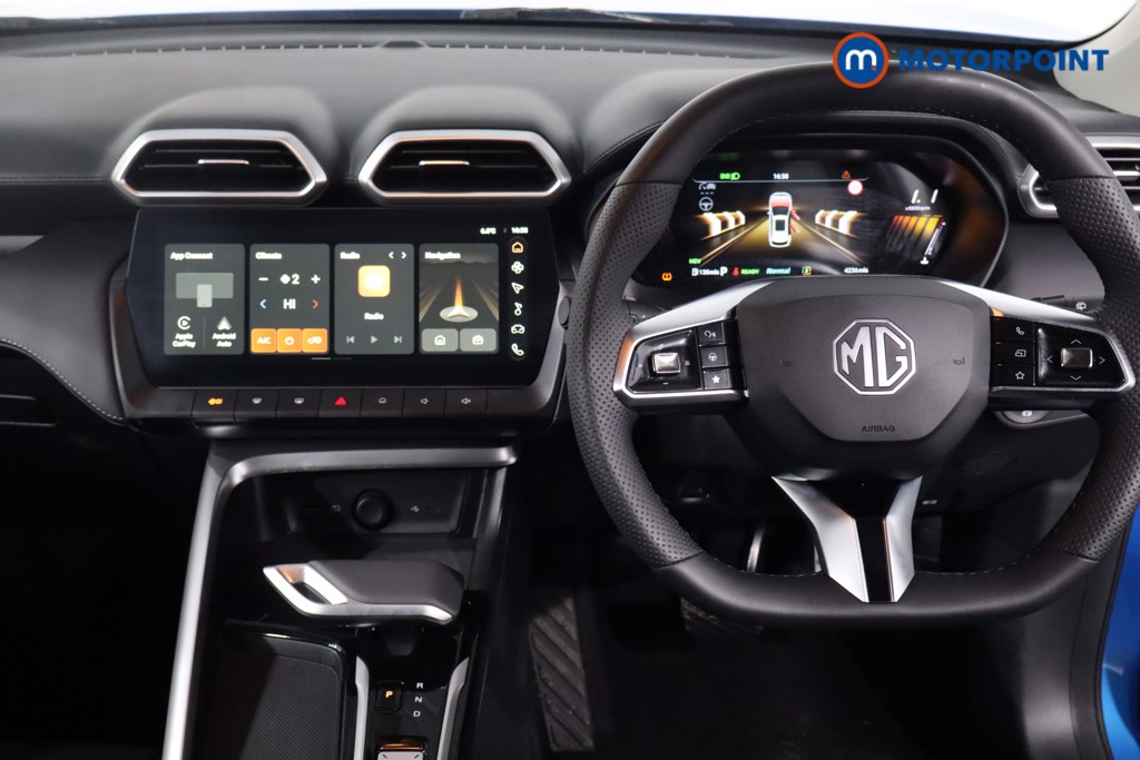 Mg Motor Uk ZS Trophy Automatic Petrol-Electric Hybrid SUV - Stock Number (1617063) - 3rd supplementary image
