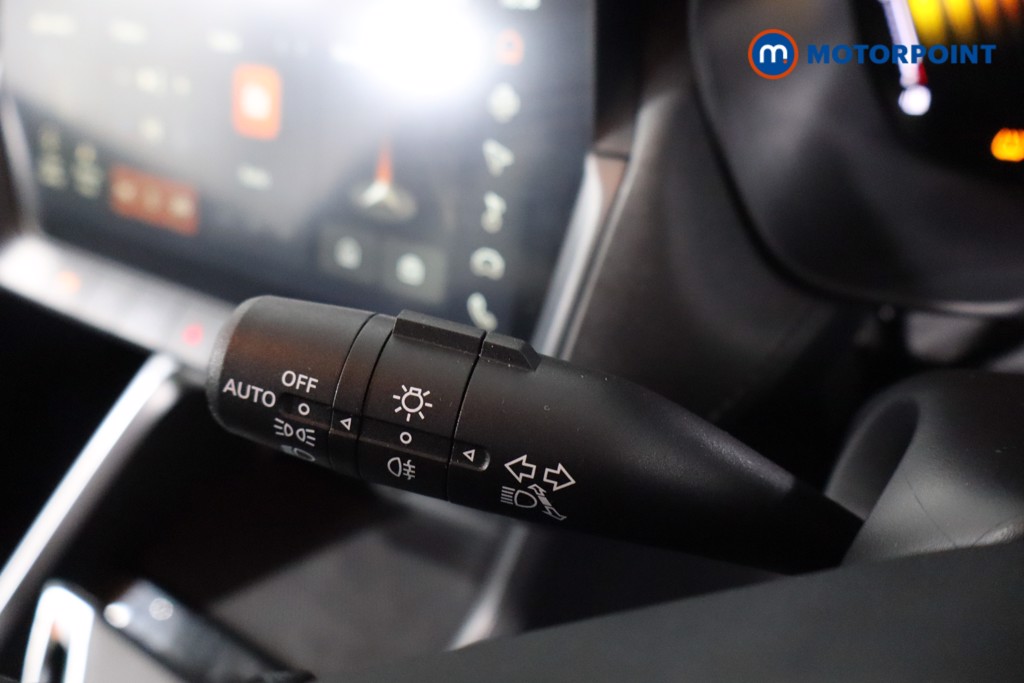 Mg Motor Uk ZS Trophy Automatic Petrol-Electric Hybrid SUV - Stock Number (1617063) - 14th supplementary image