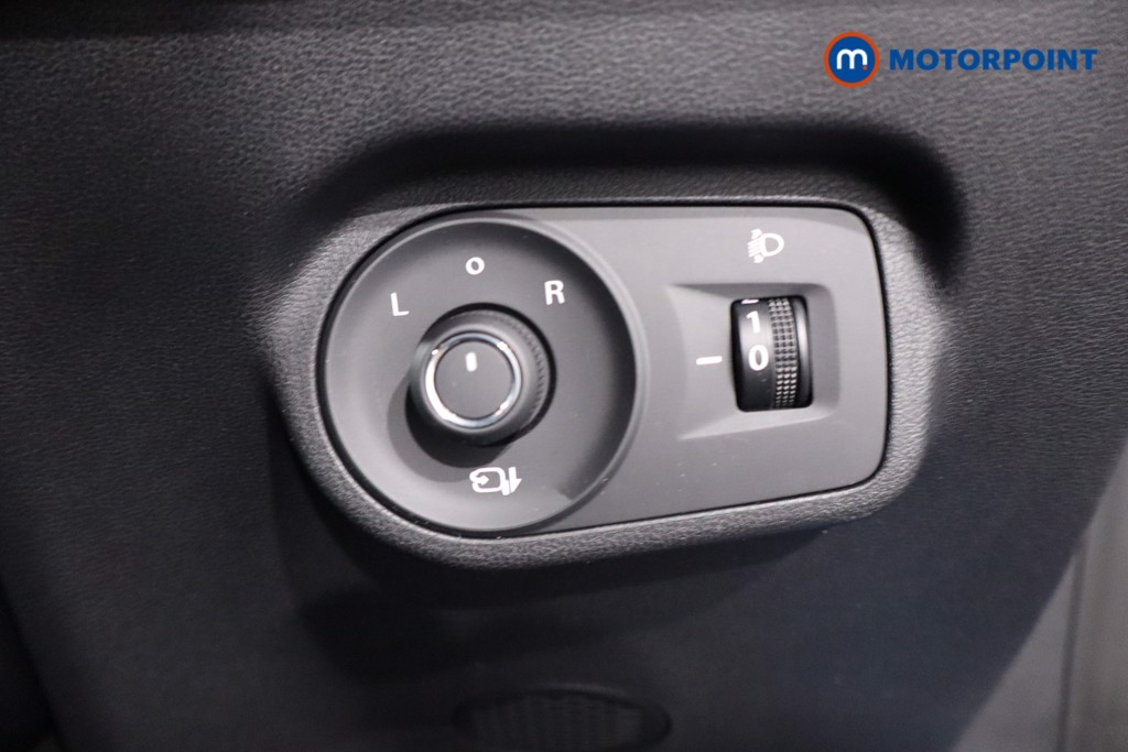 Mg Motor Uk ZS Trophy Automatic Petrol-Electric Hybrid SUV - Stock Number (1617063) - 17th supplementary image