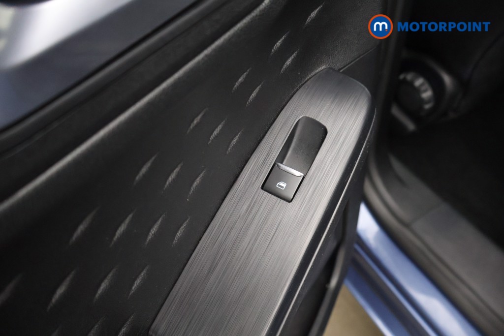 Ford Kuga St-Line Edition Automatic Diesel SUV - Stock Number (1617287) - 34th supplementary image