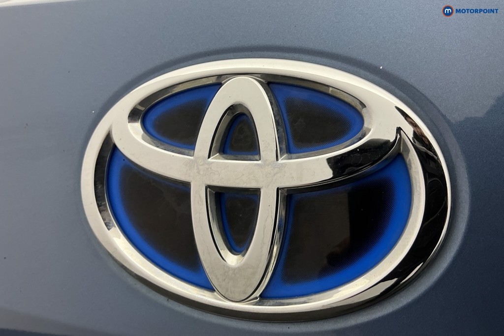 Toyota Corolla Design Automatic Petrol-Electric Hybrid Estate - Stock Number (1617333) - 36th supplementary image