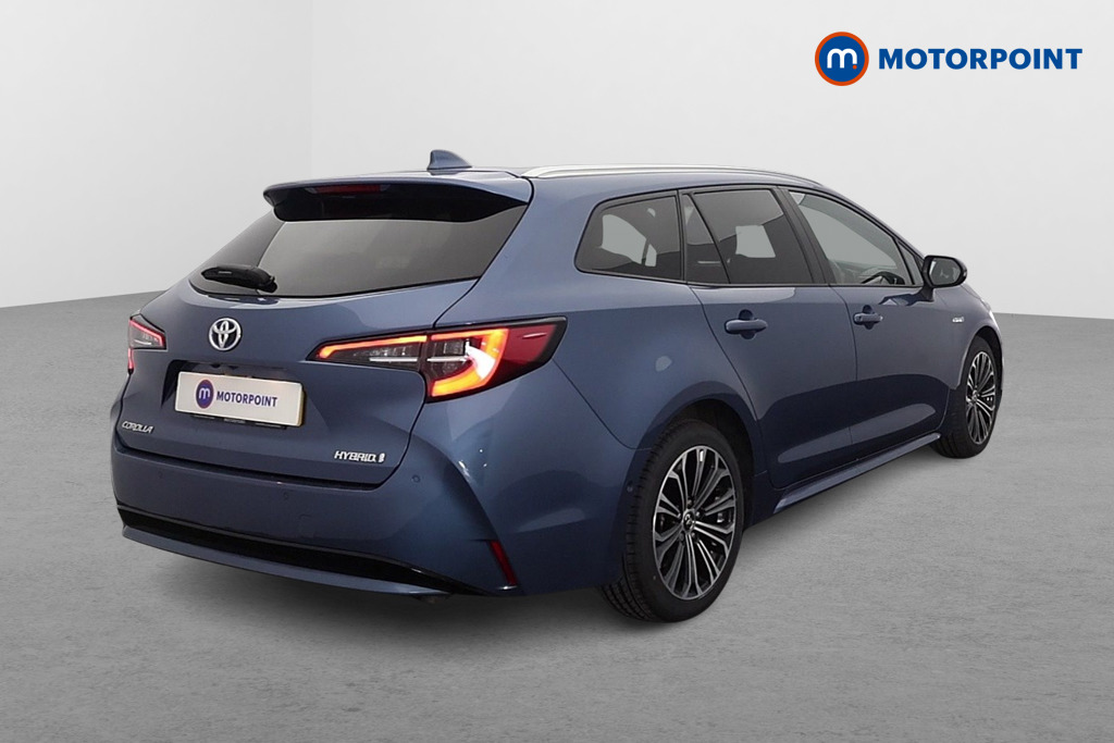 Toyota Corolla Design Automatic Petrol-Electric Hybrid Estate - Stock Number (1617333) - Drivers side rear corner