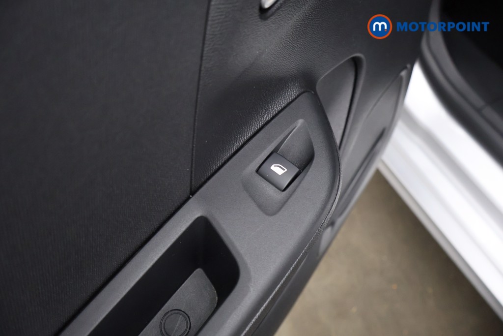 Vauxhall Corsa Ultimate Automatic Petrol Hatchback - Stock Number (1617741) - 32nd supplementary image