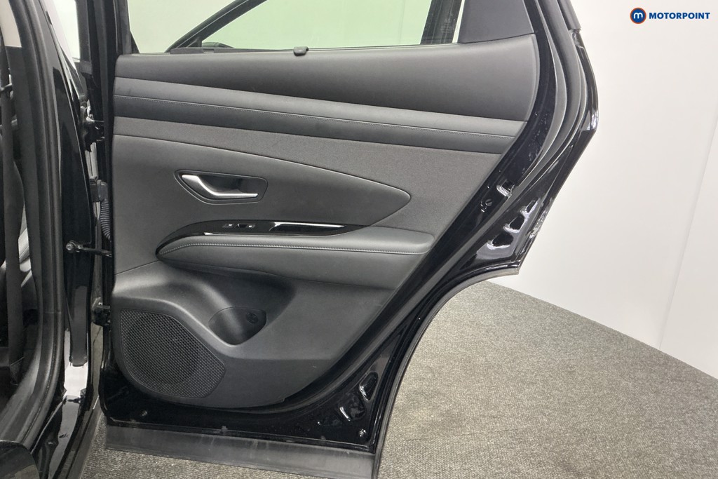 Hyundai Tucson Premium Automatic Petrol-Electric Hybrid SUV - Stock Number (1618310) - 33rd supplementary image