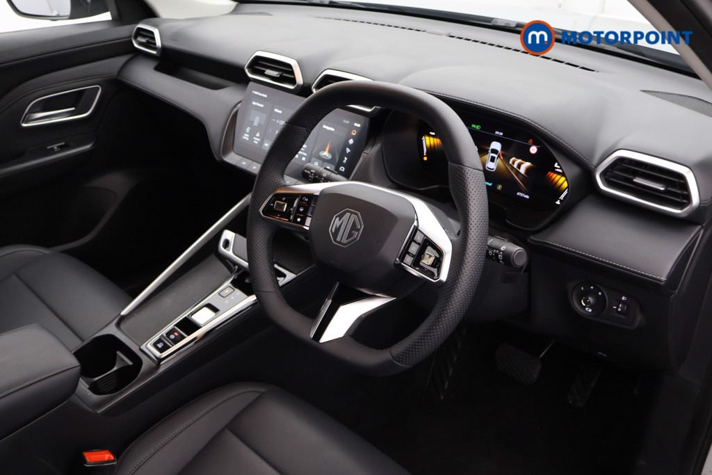 Mg Motor Uk ZS Trophy Automatic Petrol-Electric Hybrid SUV - Stock Number (1618447) - 9th supplementary image