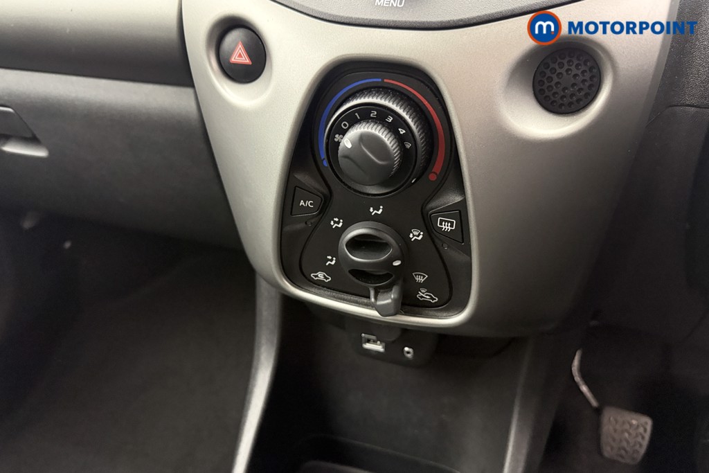 Toyota Aygo X-Play Manual Petrol Hatchback - Stock Number (1618484) - 3rd supplementary image