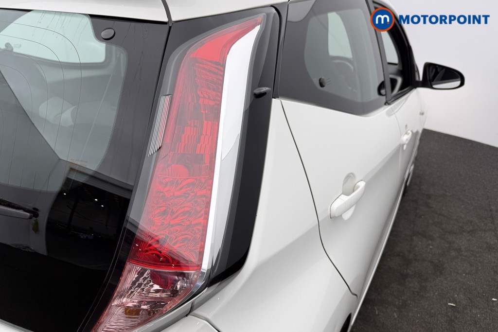 Toyota Aygo X-Play Manual Petrol Hatchback - Stock Number (1618484) - 16th supplementary image