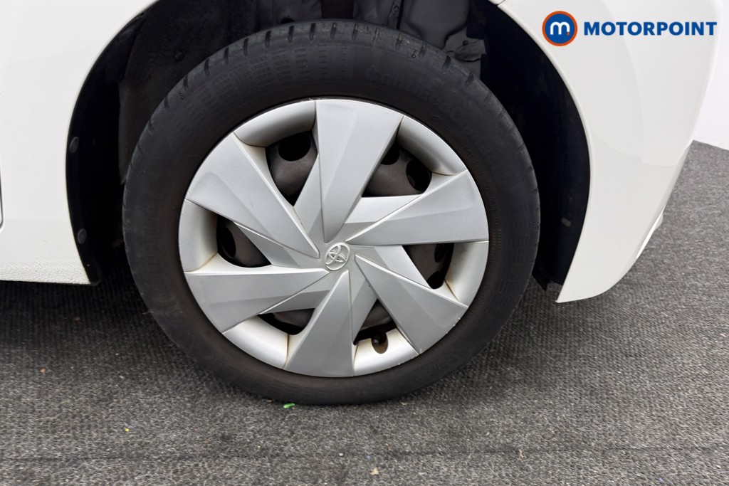 Toyota Aygo X-Play Manual Petrol Hatchback - Stock Number (1618484) - 19th supplementary image