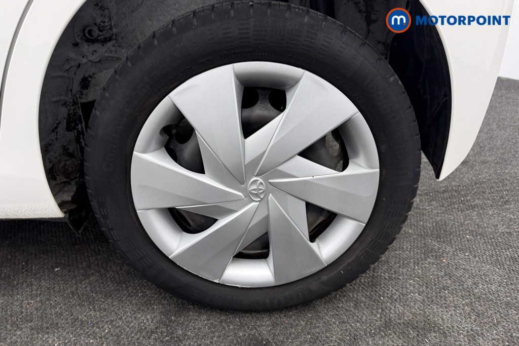 Toyota Aygo X-Play Manual Petrol Hatchback - Stock Number (1618484) - 21st supplementary image