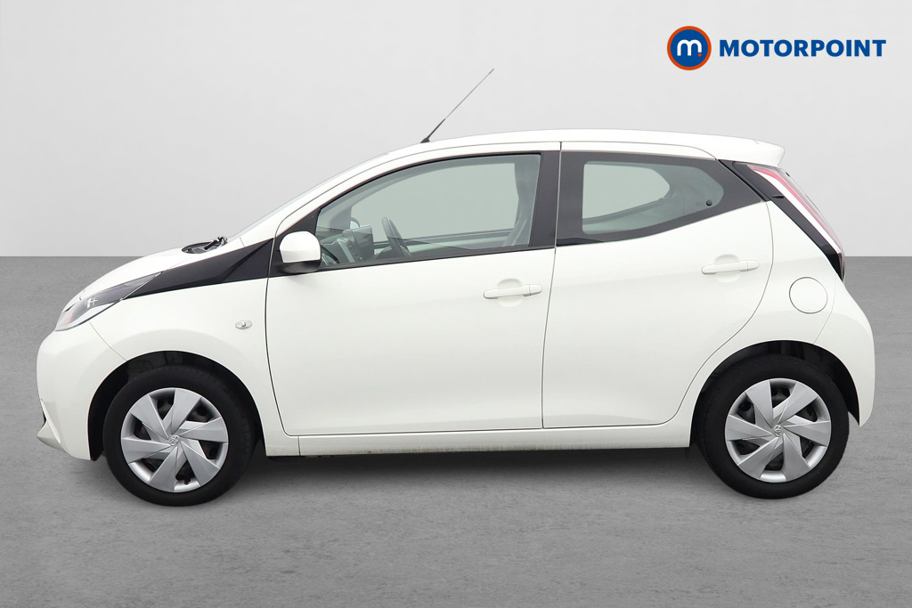 Toyota Aygo X-Play Manual Petrol Hatchback - Stock Number (1618484) - Passenger side