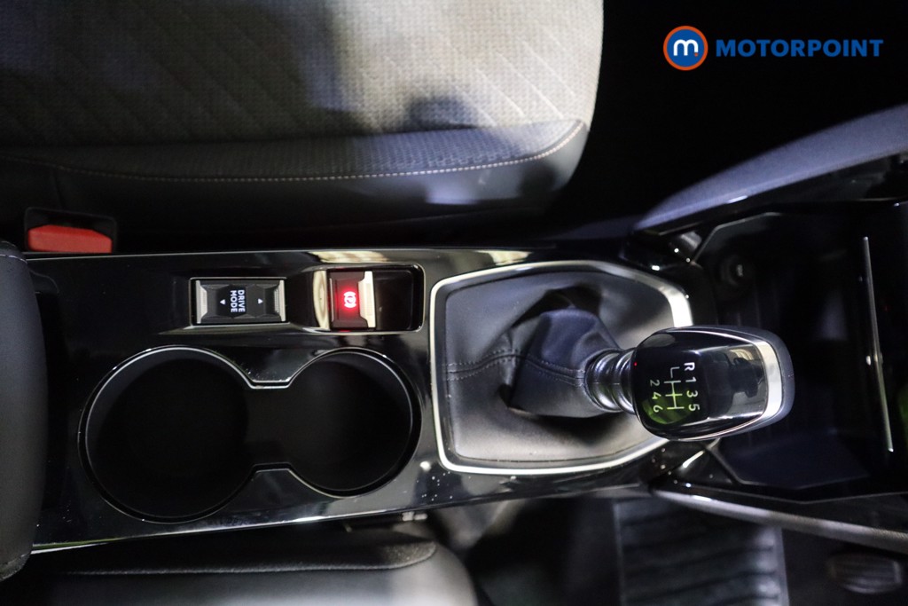 Peugeot 208 Allure Manual Petrol Hatchback - Stock Number (1618499) - 8th supplementary image
