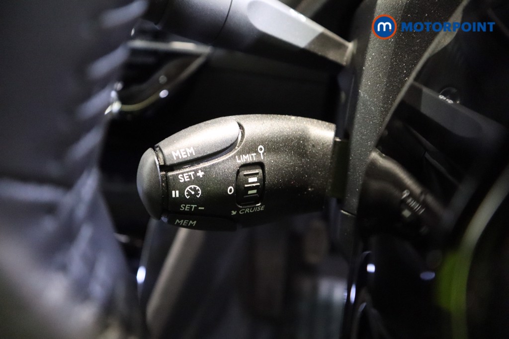 Peugeot 208 Allure Manual Petrol Hatchback - Stock Number (1618499) - 13th supplementary image