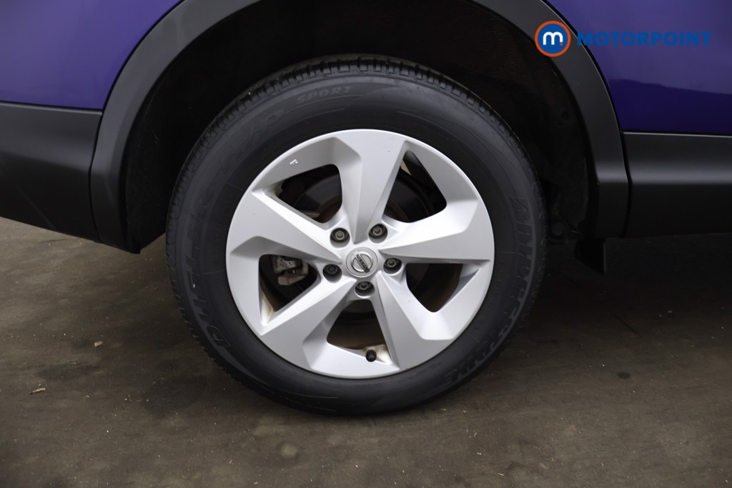 Nissan Qashqai Acenta Premium Manual Petrol SUV - Stock Number (1618988) - 2nd supplementary image