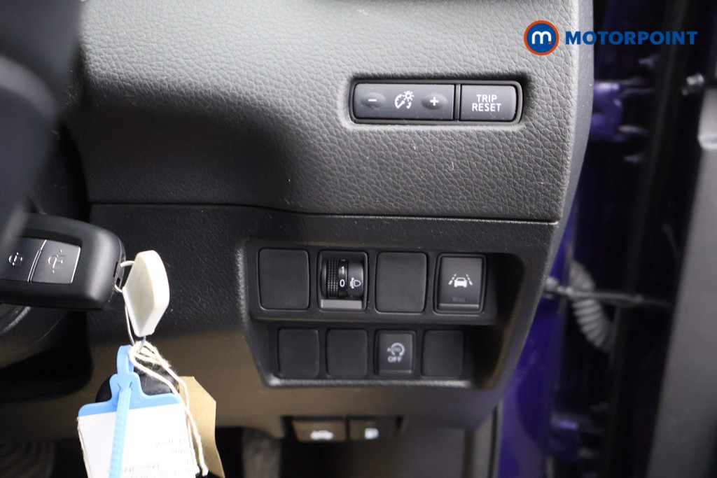 Nissan Qashqai Acenta Premium Manual Petrol SUV - Stock Number (1618988) - 11th supplementary image