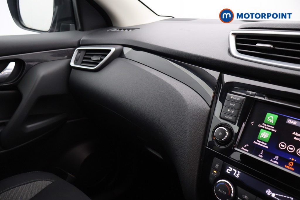 Nissan Qashqai Acenta Premium Manual Petrol SUV - Stock Number (1618988) - 16th supplementary image
