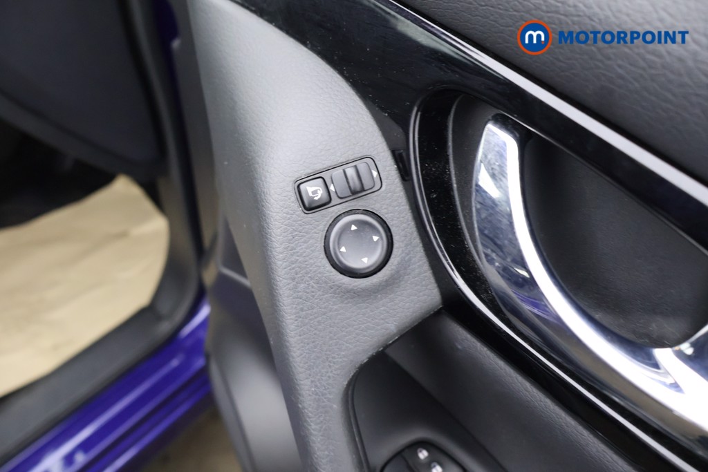 Nissan Qashqai Acenta Premium Manual Petrol SUV - Stock Number (1618988) - 21st supplementary image